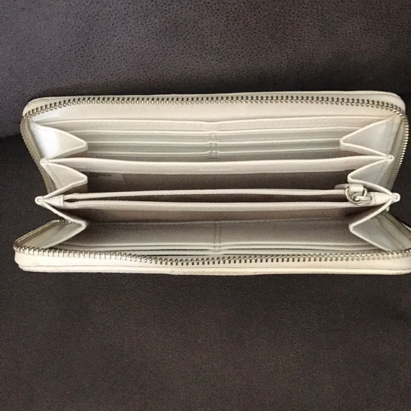 Wallet - Picture 3 of 3